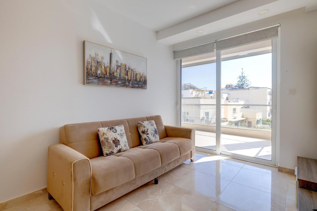 Modern 1Br Apartment In Central St Julian'S سانت جوليان المظهر الخارجي الصورة